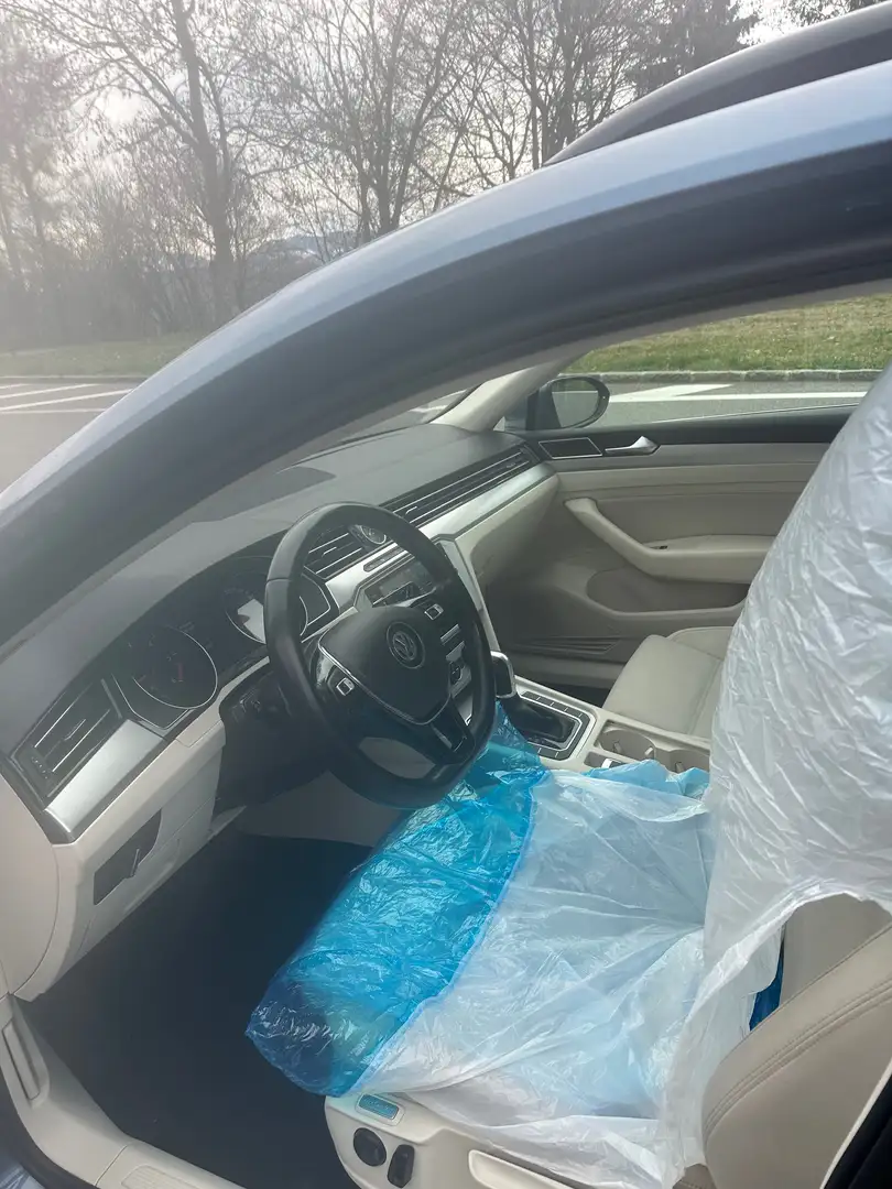 Volkswagen Passat Variant Passat Variant Highline 2,0 TDI SCR DSG Highline Blau - 1