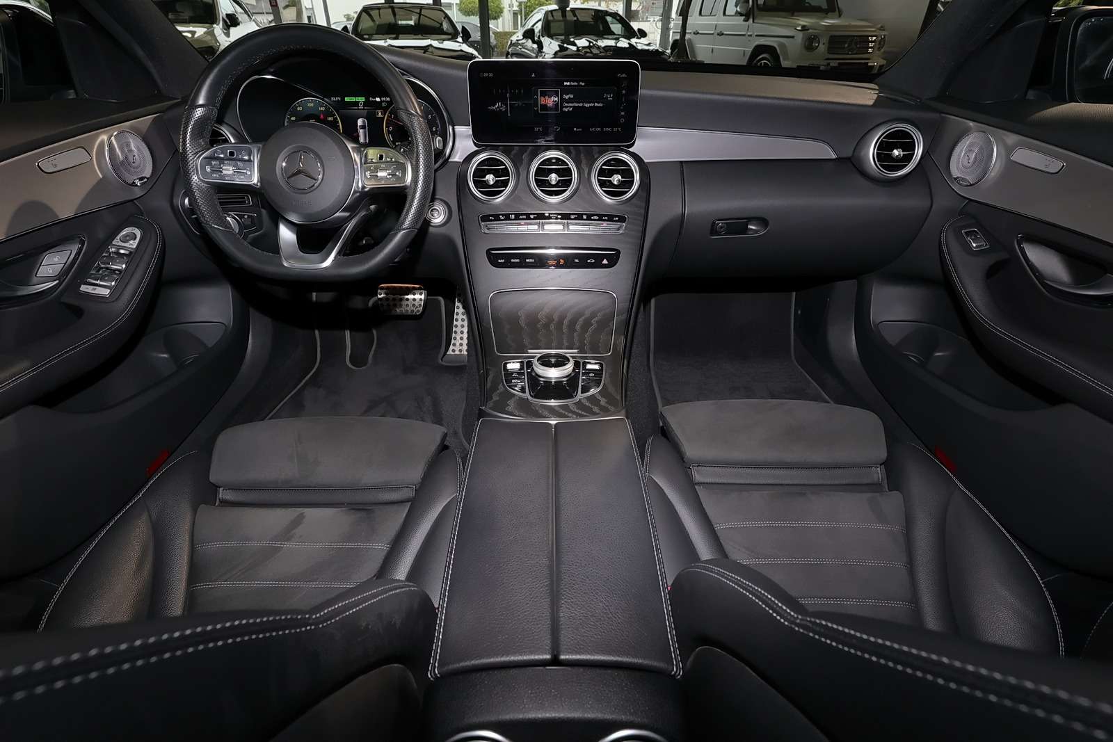 Mercedes-Benz C 300
