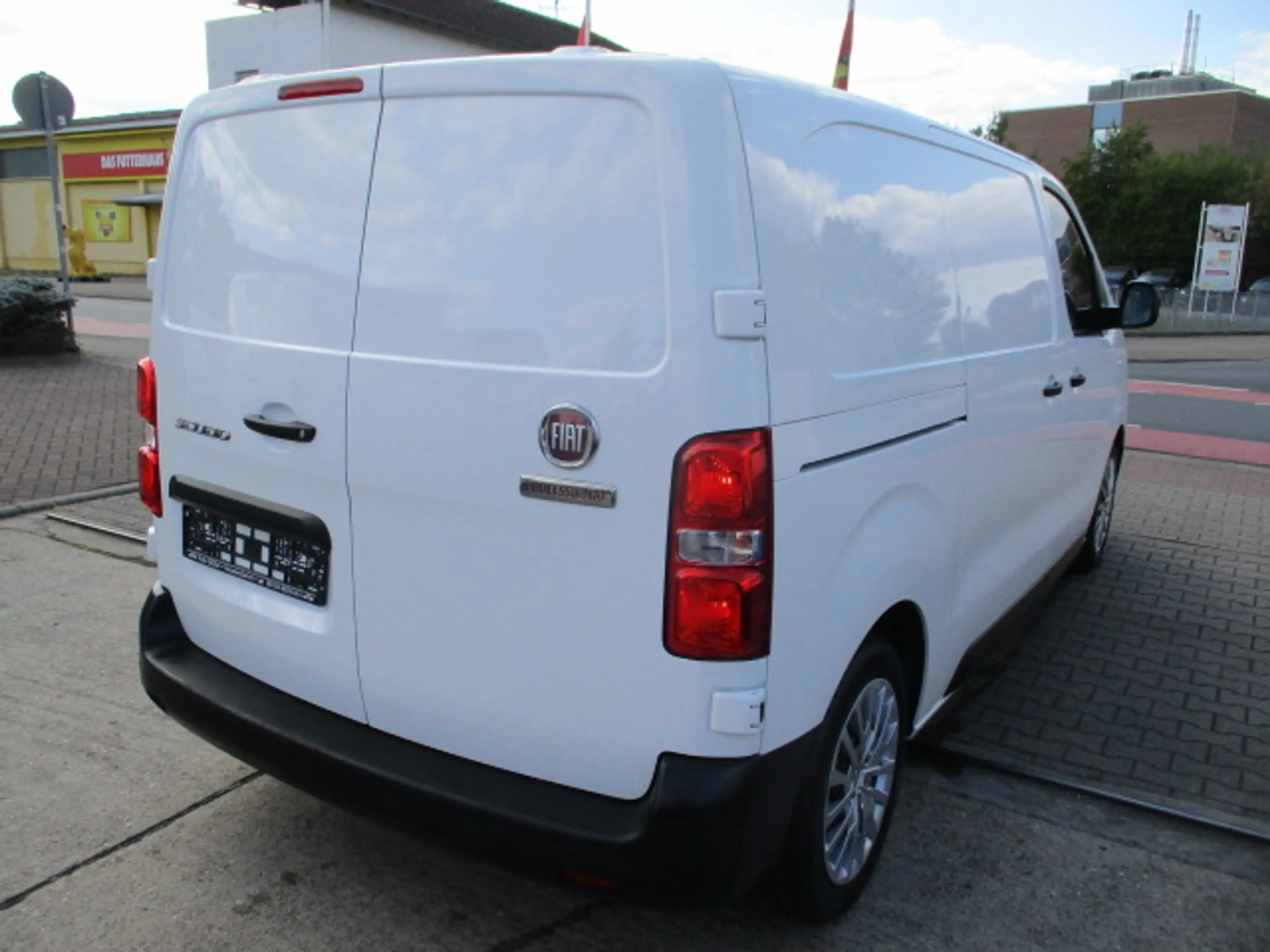 Fiat Scudo Scudo 2,0 JTD.Euro.6.Kasten.L2H1.Wenig KM. Klima. Kamera. Navi. Sofort — photo 4