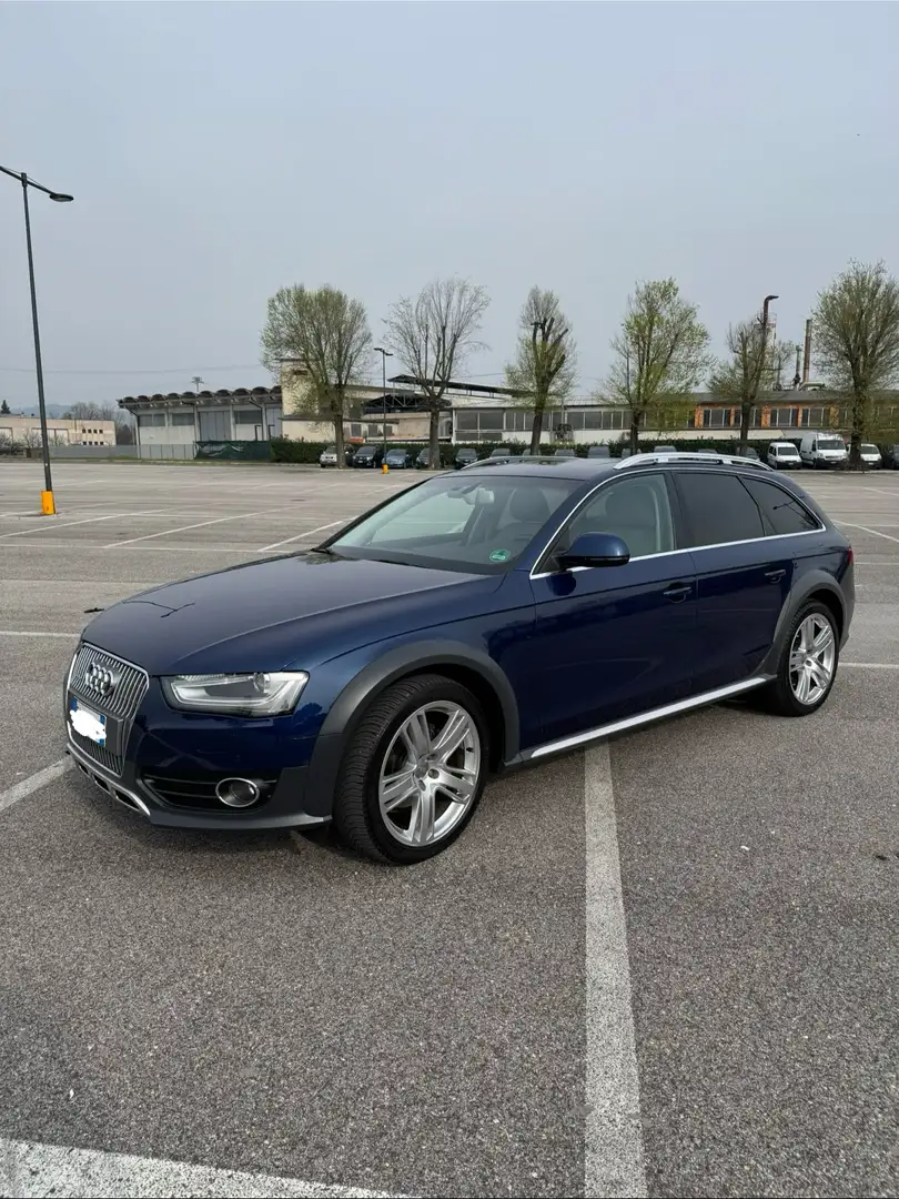 Audi A4 allroad 2.0 tdi Business Plus 190c s-tronic my15 - 1