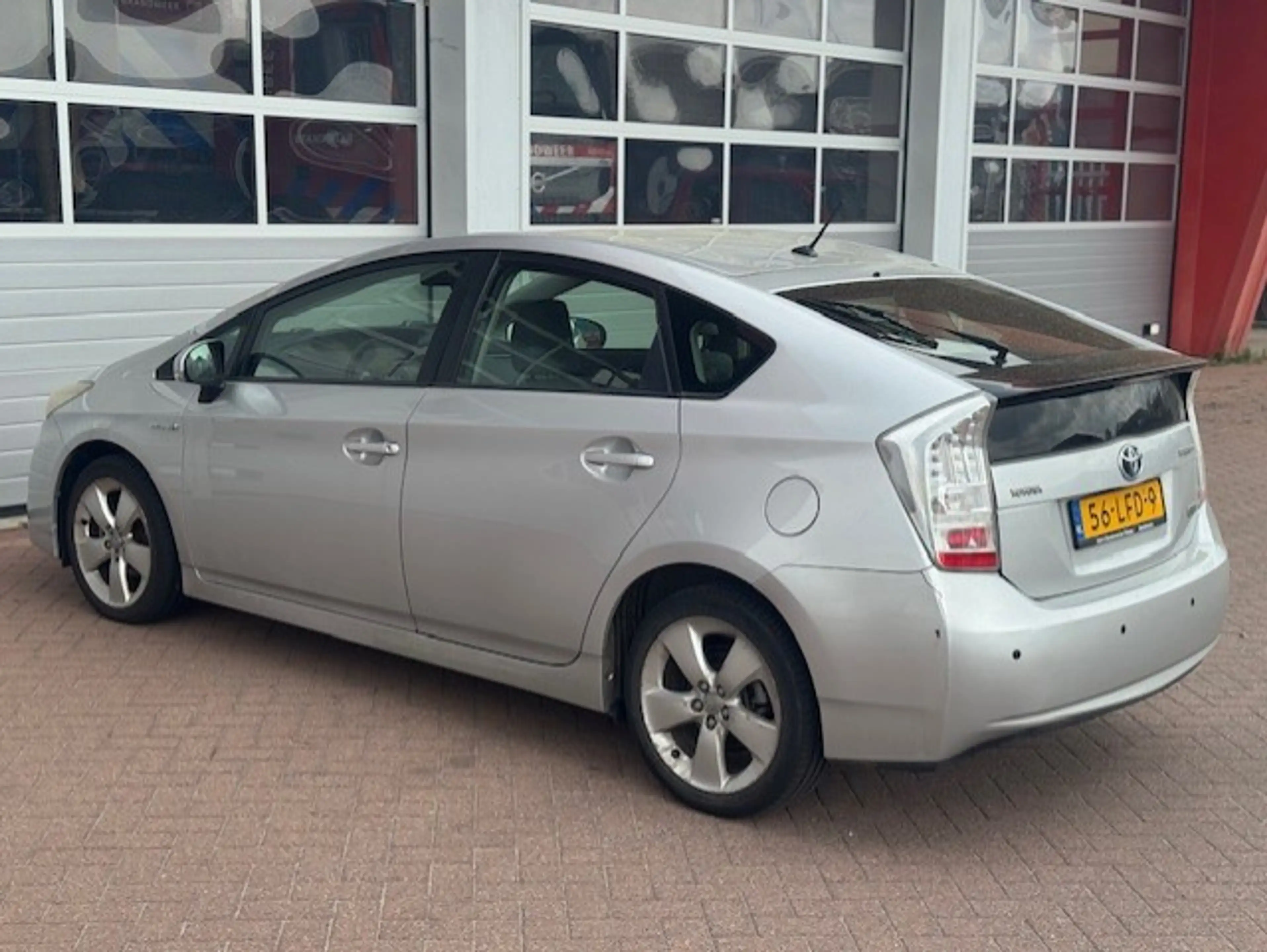 Toyota Prius 1.8 Aspiration - Head up - Keyless - PDC-Cruise — photo 8