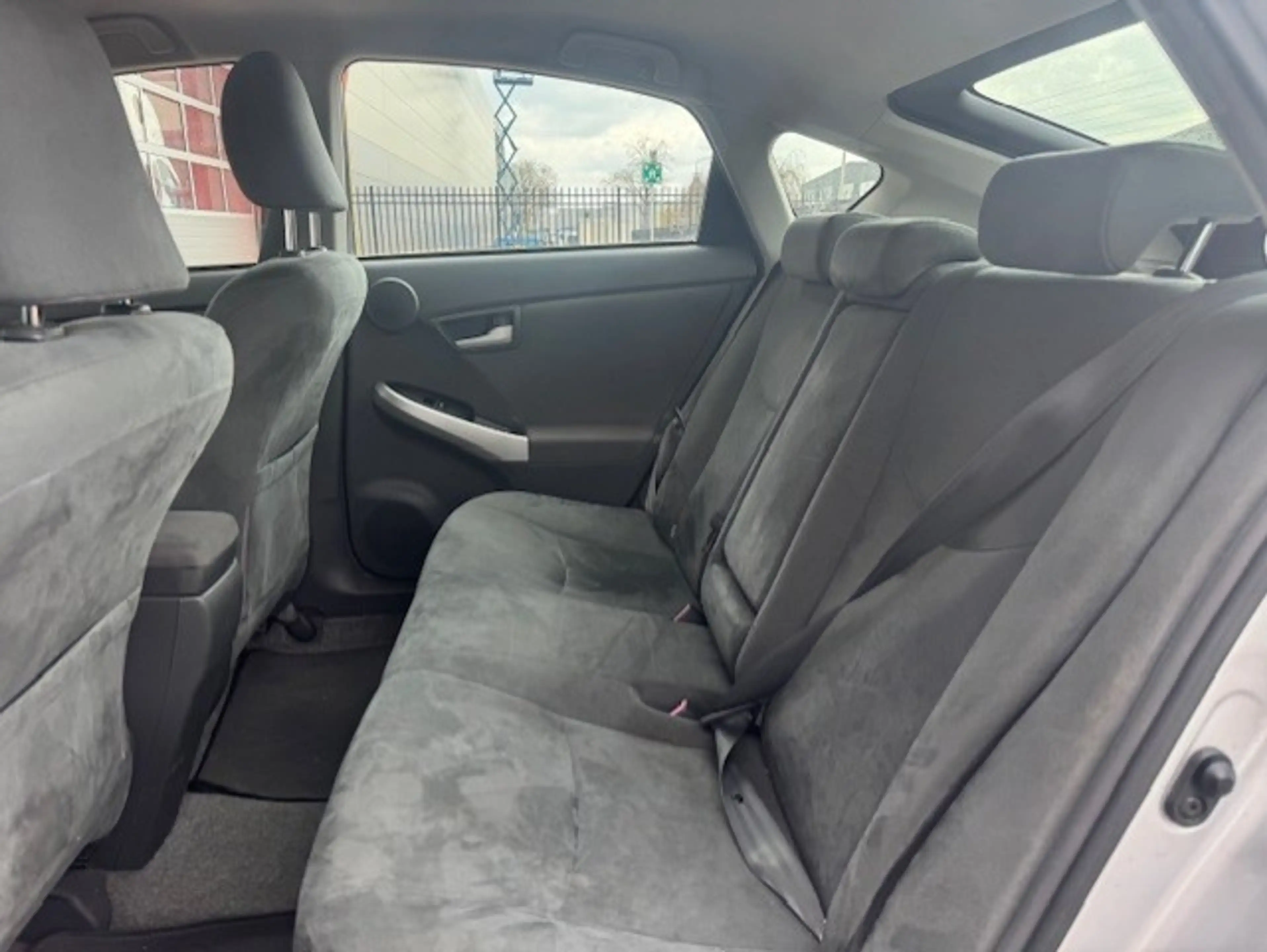 Toyota Prius 1.8 Aspiration - Head up - Keyless - PDC-Cruise — photo 15