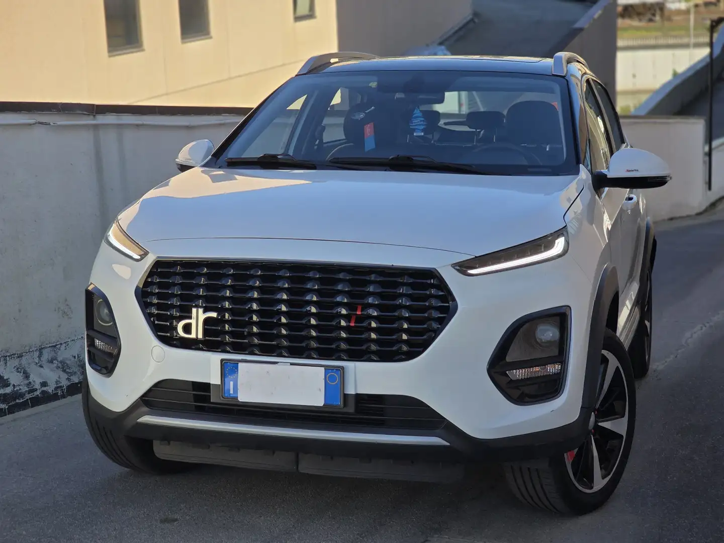 DR Automobiles DR3 DR 3.0 3.0 1.5 Gpl 114cv Weiß - 1