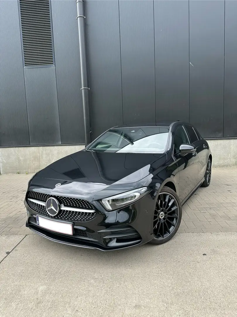 Mercedes-Benz A 250 e AMG Line - 1