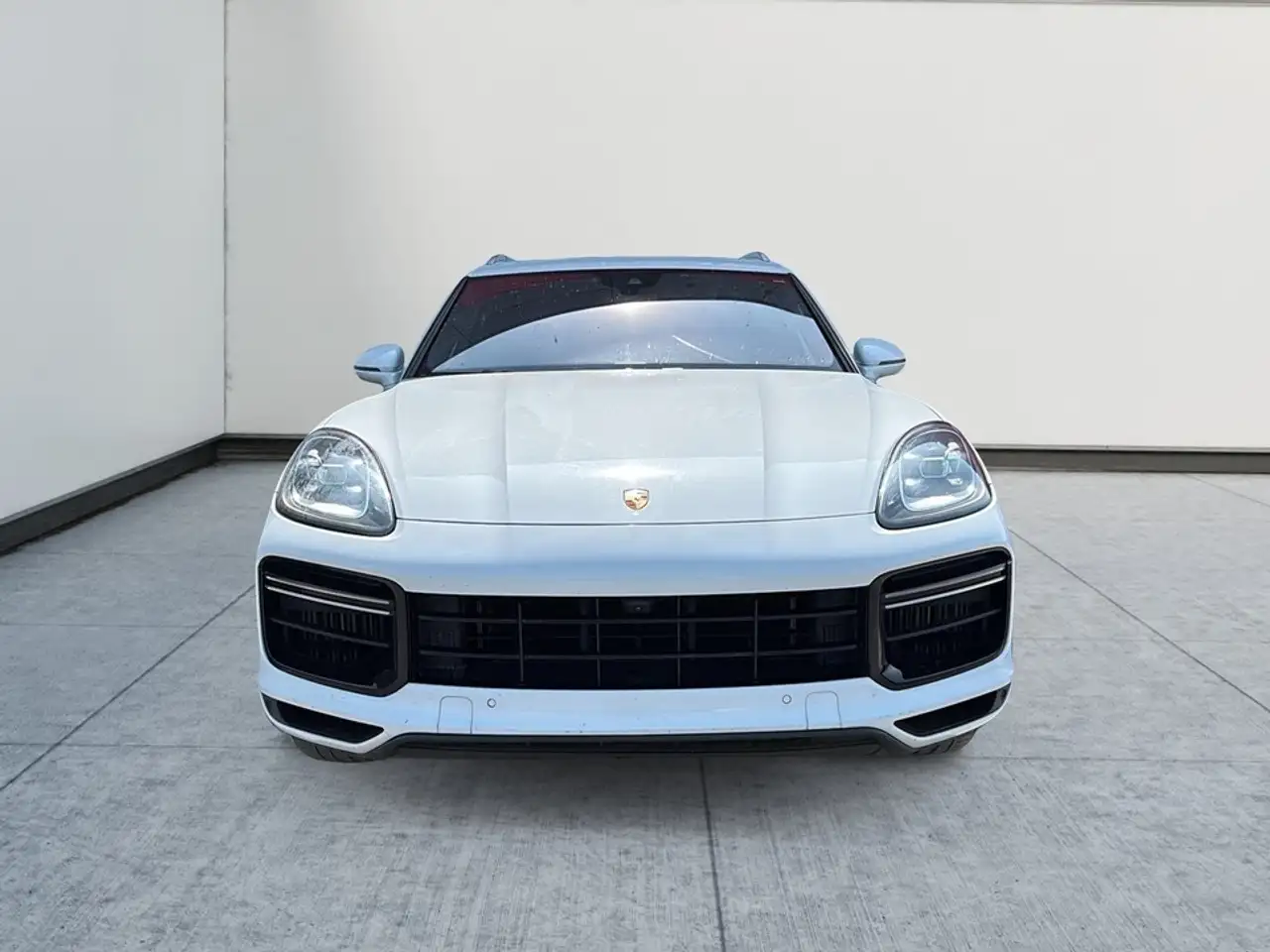 Porsche Cayenne снимка Porsche Cayenne