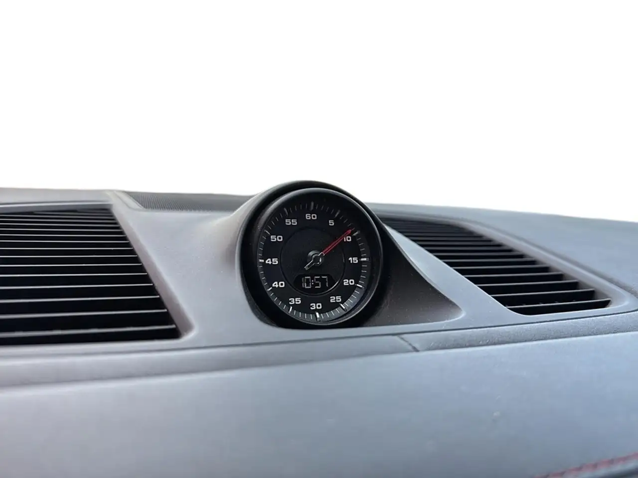 Porsche Cayenne снимка Porsche Cayenne