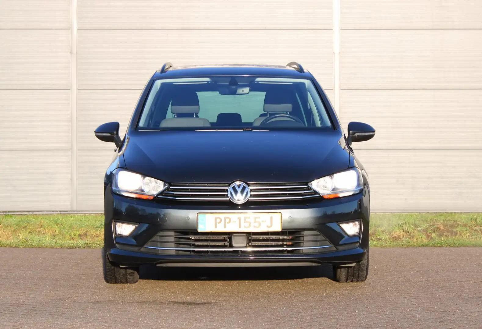 Volkswagen Golf Sportsvan 1.2 TSI HighlineAllstar AdaptiveCruise Trekhaak !! Gris - 2