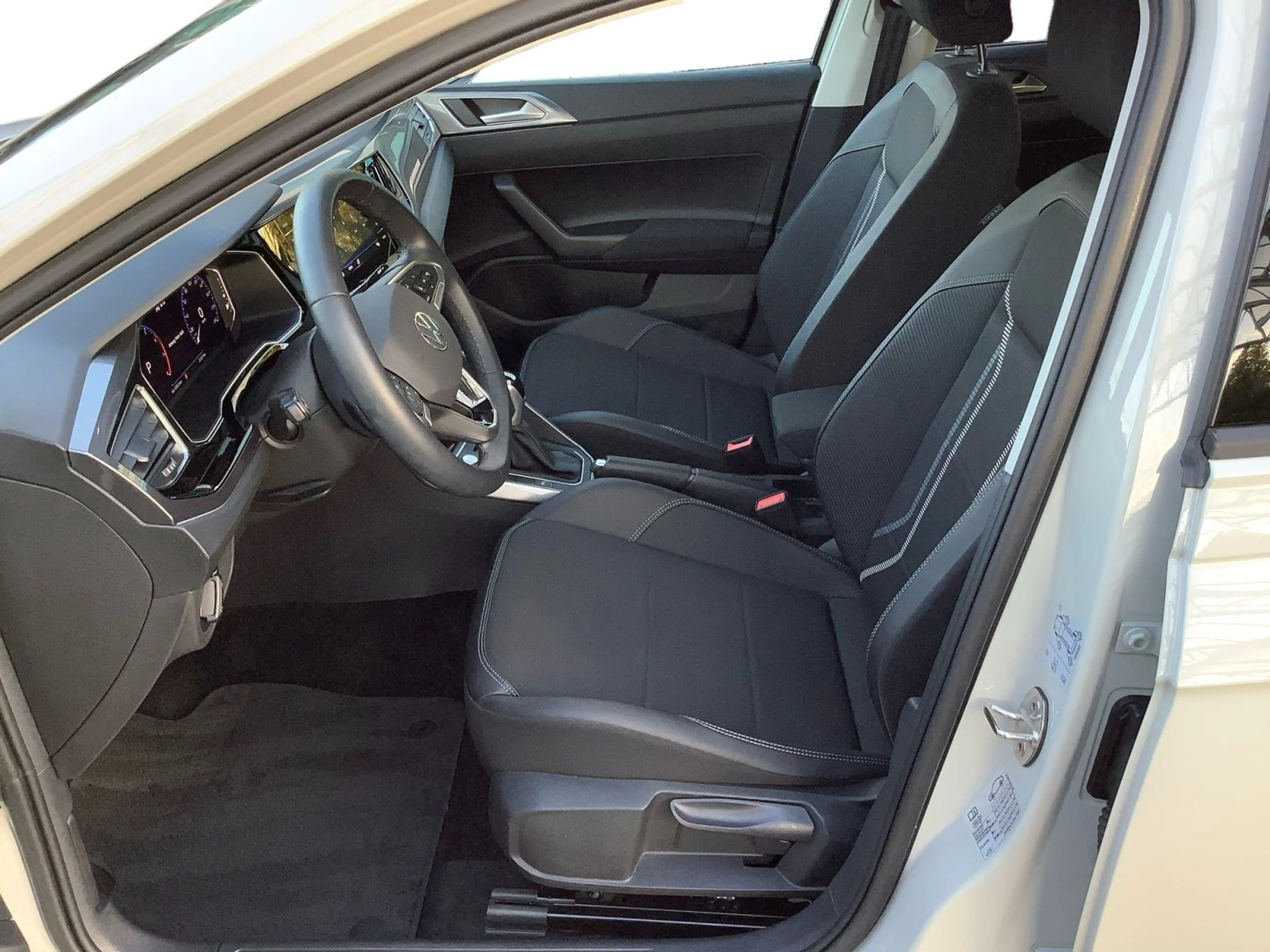 Volkswagen Taigo 1.0 TSI DSG Style ACC Matrix APP Keyless P — photo 8