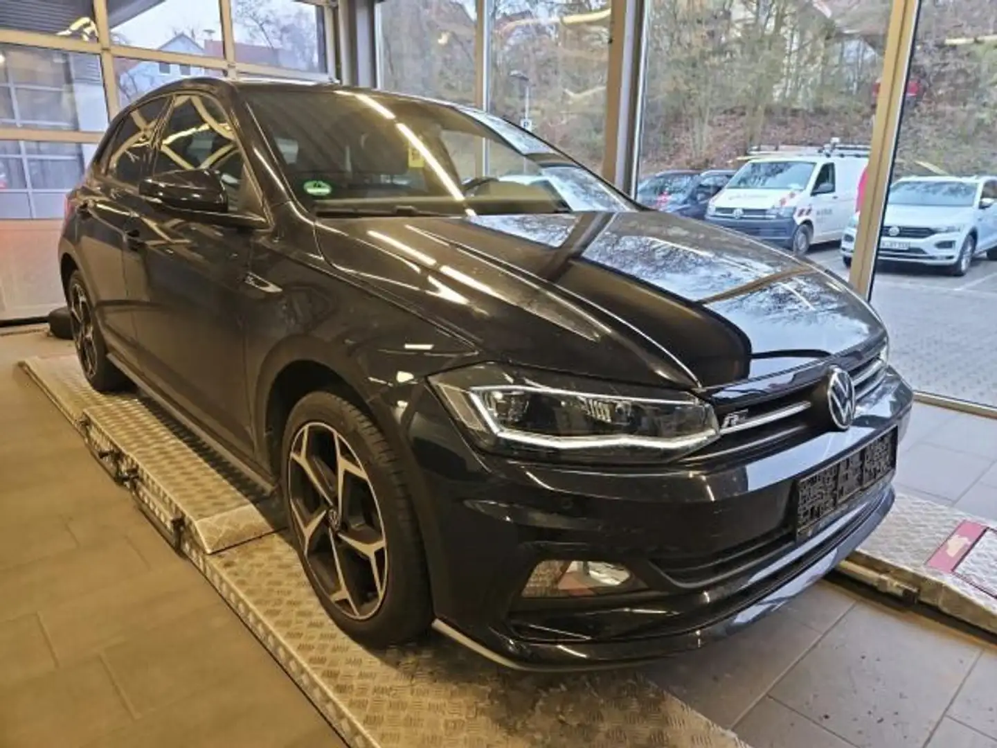 Volkswagen Polo 1.0 TSI R-LINE NAVI KAMERA PDC LED SITZHZG Schwarz - 1