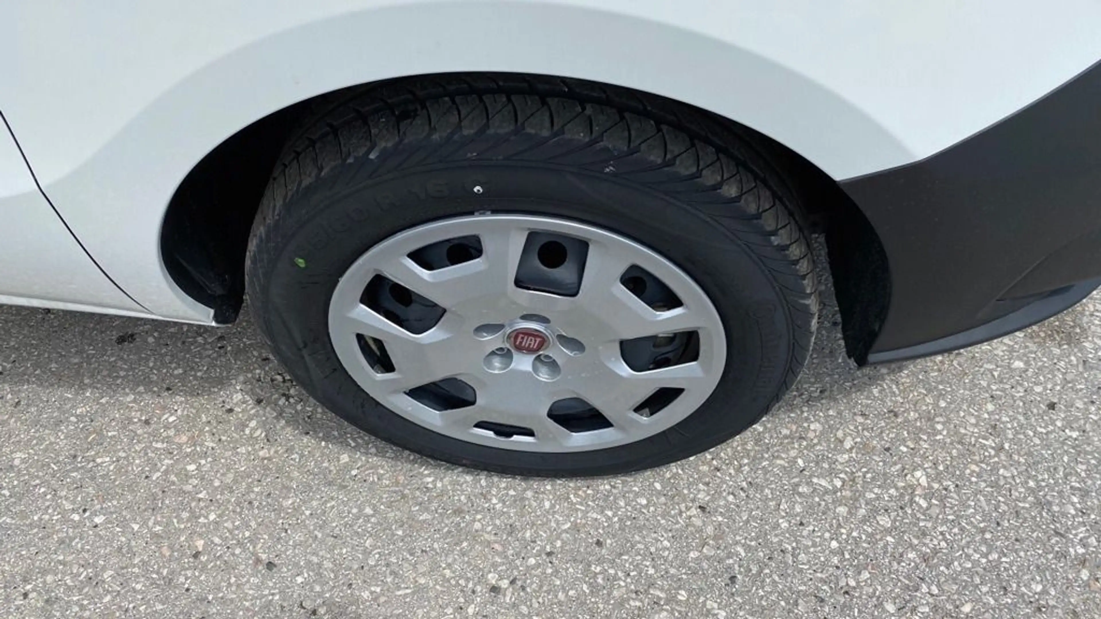 Fiat Doblo DOBLO C KW MAXI 95MJ SX — photo 4