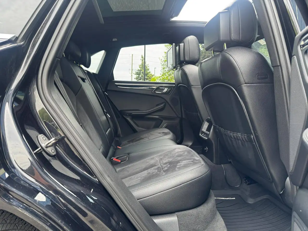 Porsche Macan снимка Porsche Macan