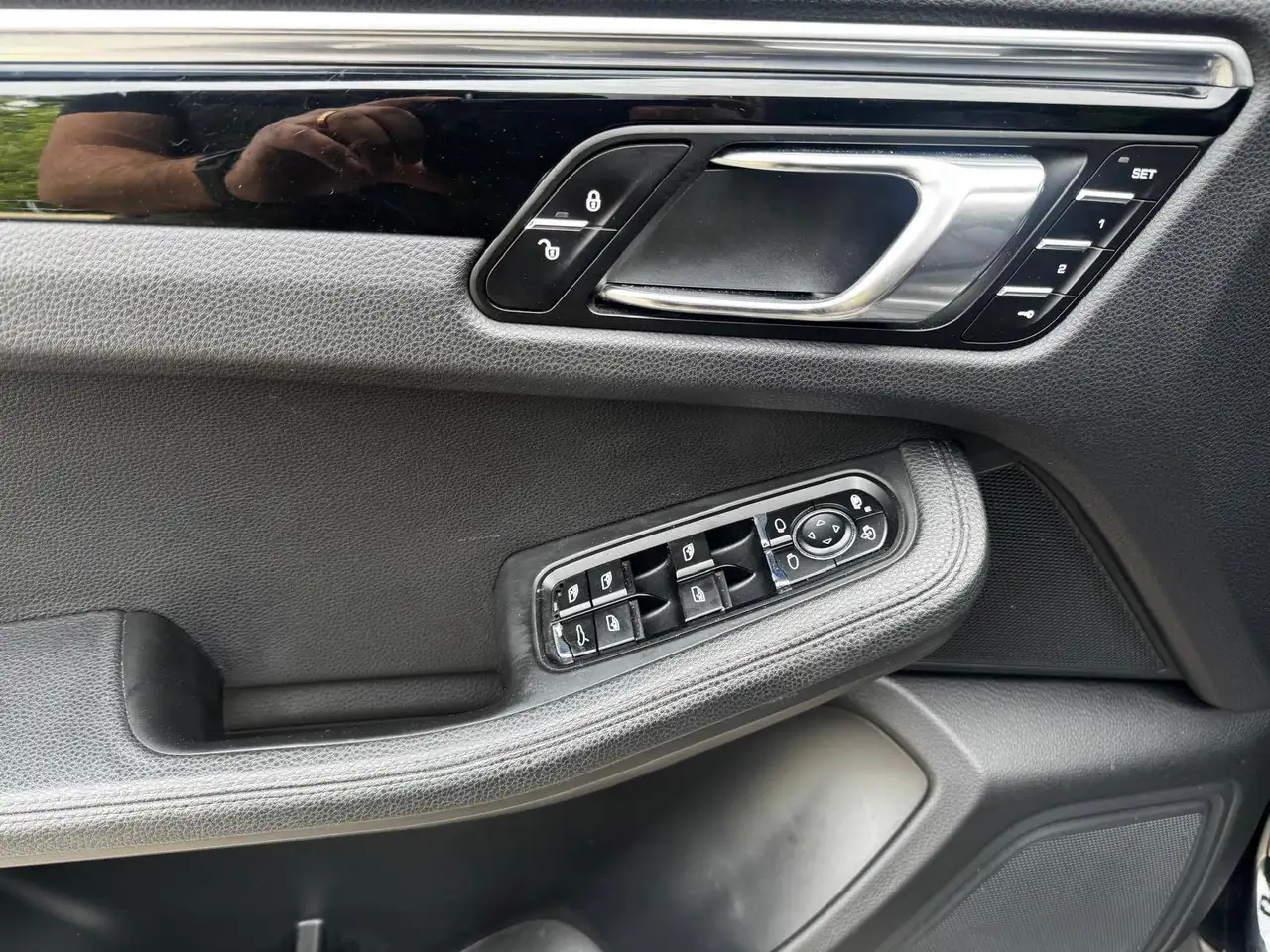Porsche Macan снимка Porsche Macan