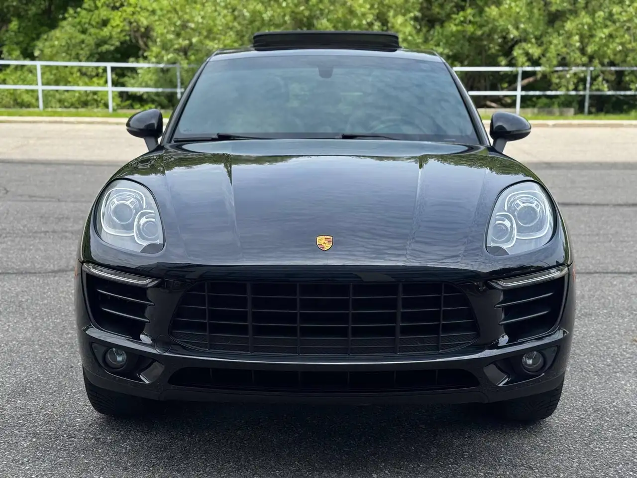 Porsche Macan снимка Porsche Macan