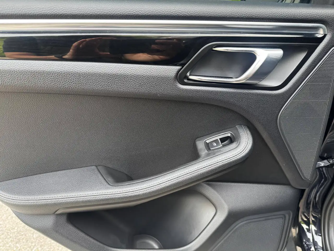 Porsche Macan снимка Porsche Macan
