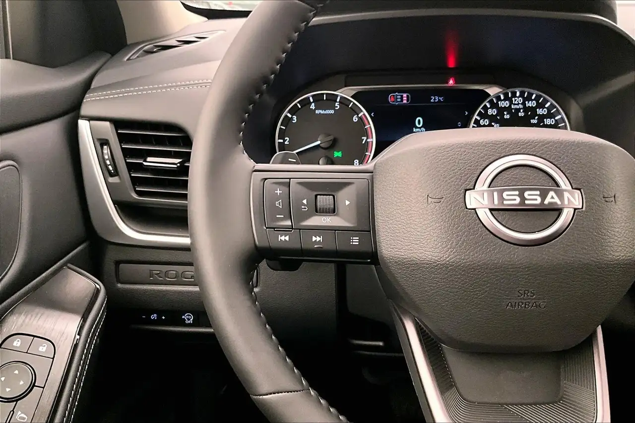 Nissan Rogue fotografie Nissan Rogue