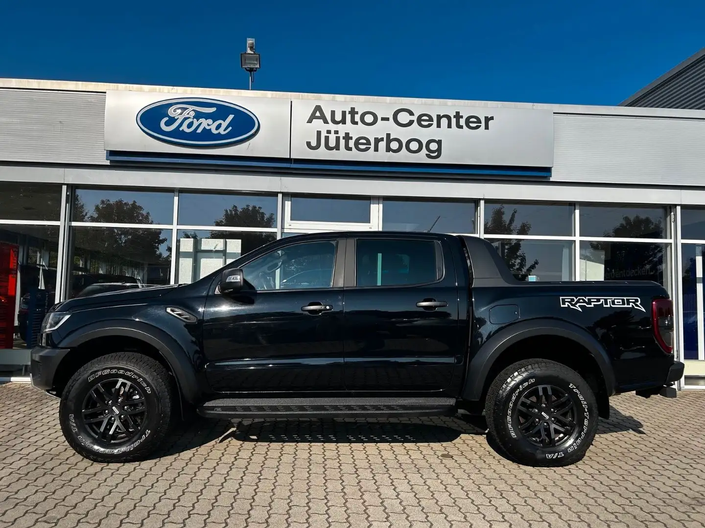 Ford Ranger Raptor Doppelkabine 4x4*RFK*SHZ*FSH* Schwarz - 1