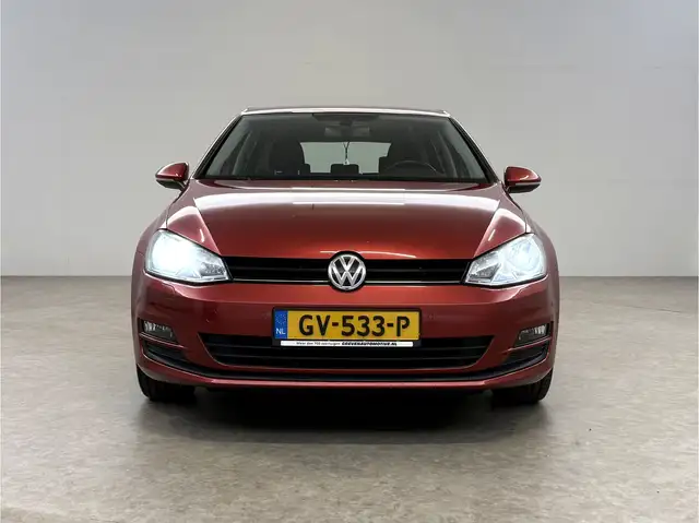 Volkswagen Golf view 8