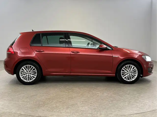Volkswagen Golf view 10