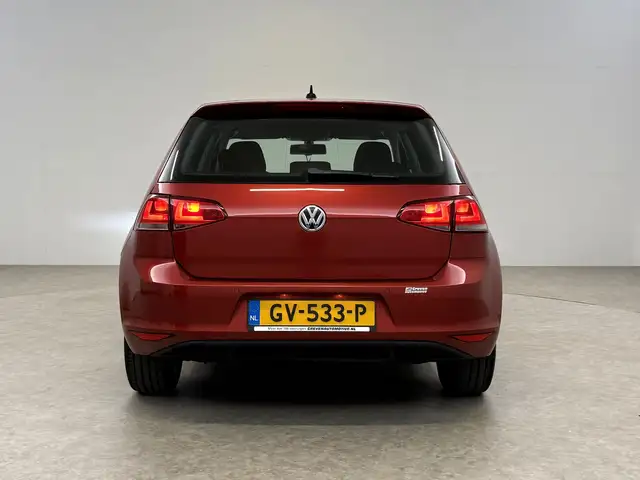 Volkswagen Golf view 9