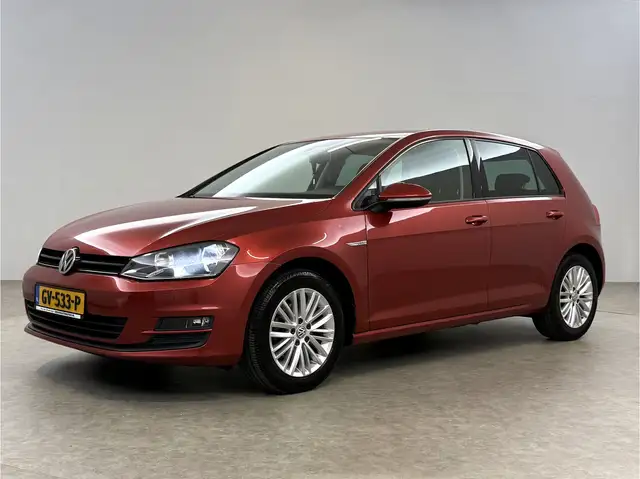 Volkswagen Golf view 7