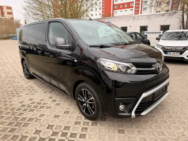 Toyota Proace 2,0-l-D-4D L1 (8-Si.) Verso Family