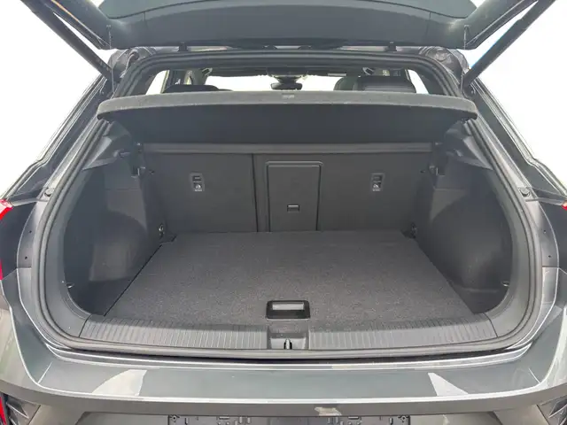 Volkswagen T-Roc view 15