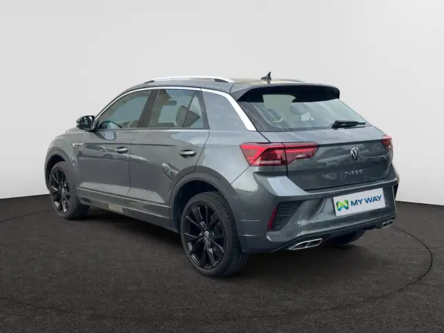Volkswagen T-Roc view 2