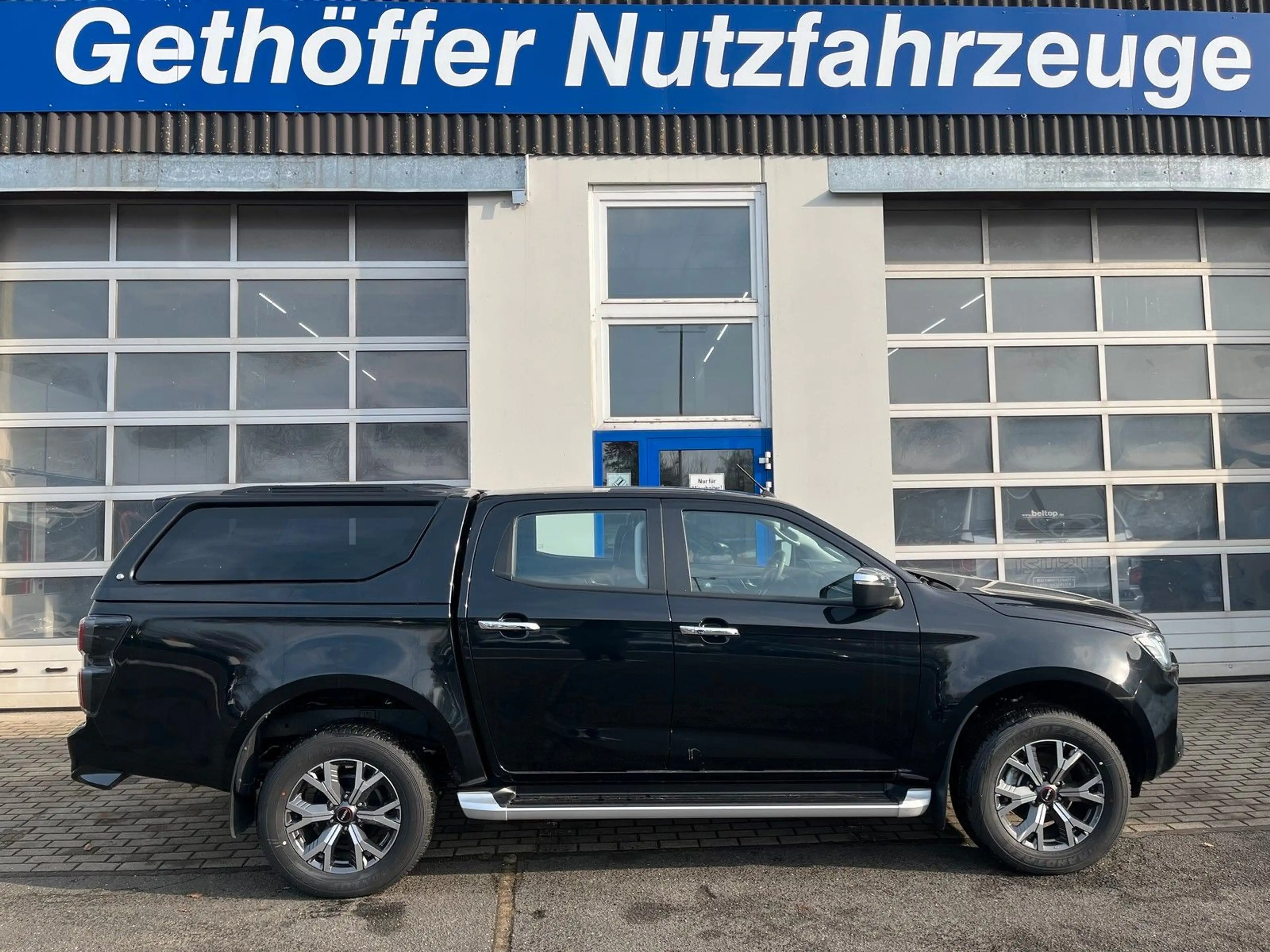 Isuzu D-Max Double Cab 4x4 LSE AT +SOFORT+ — photo 7