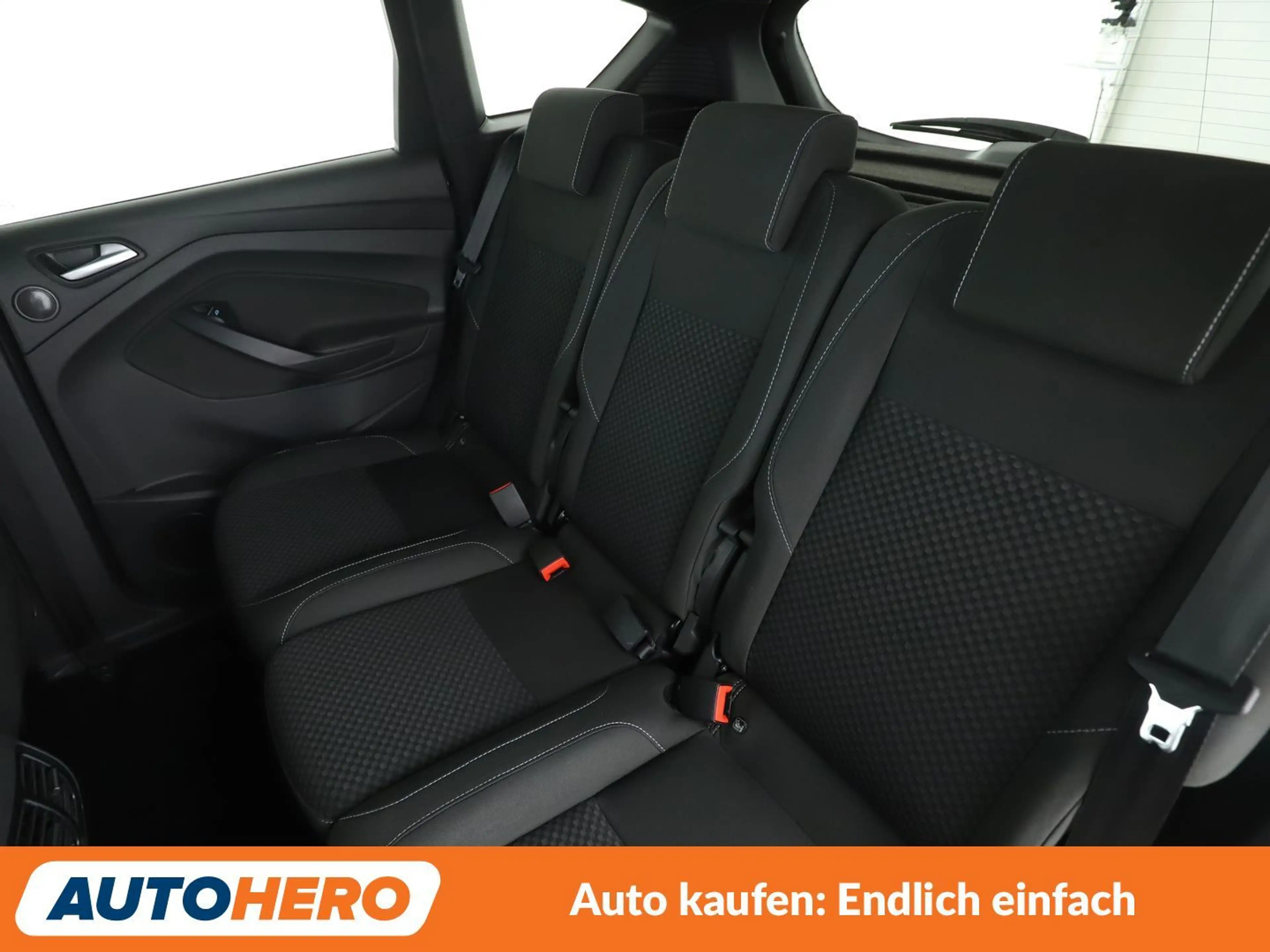 Ford C-Max 1.5 EcoBoost Sport *NAVI*TEMPO*PDC*SHZ* — photo 14
