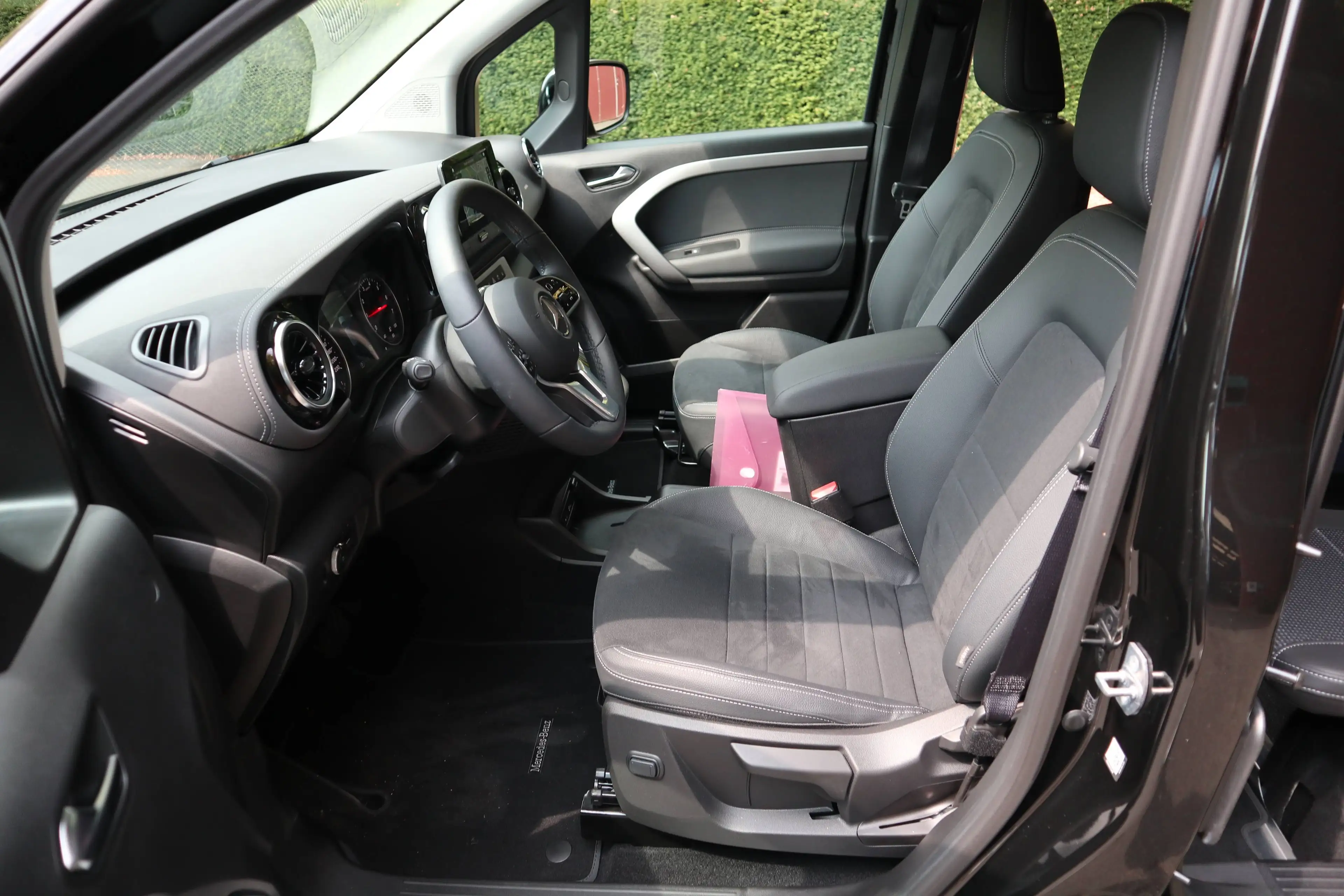 Mercedes-Benz T-Class 180 Edition Automatik*rollstuhlgerecht*elek. Rampe*Sondersitz klappbar*nur 2000 km* — photo 13