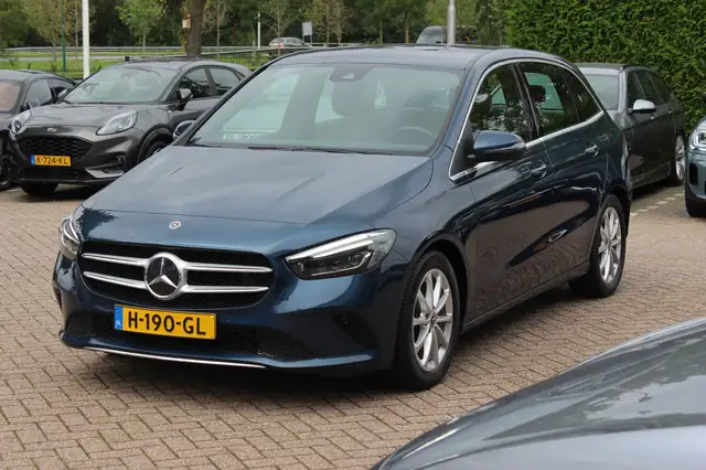Mercedes-Benz B-Class view 6