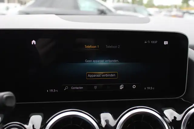 Mercedes-Benz B-Class view 25