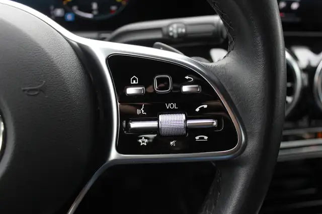 Mercedes-Benz B-Class view 29