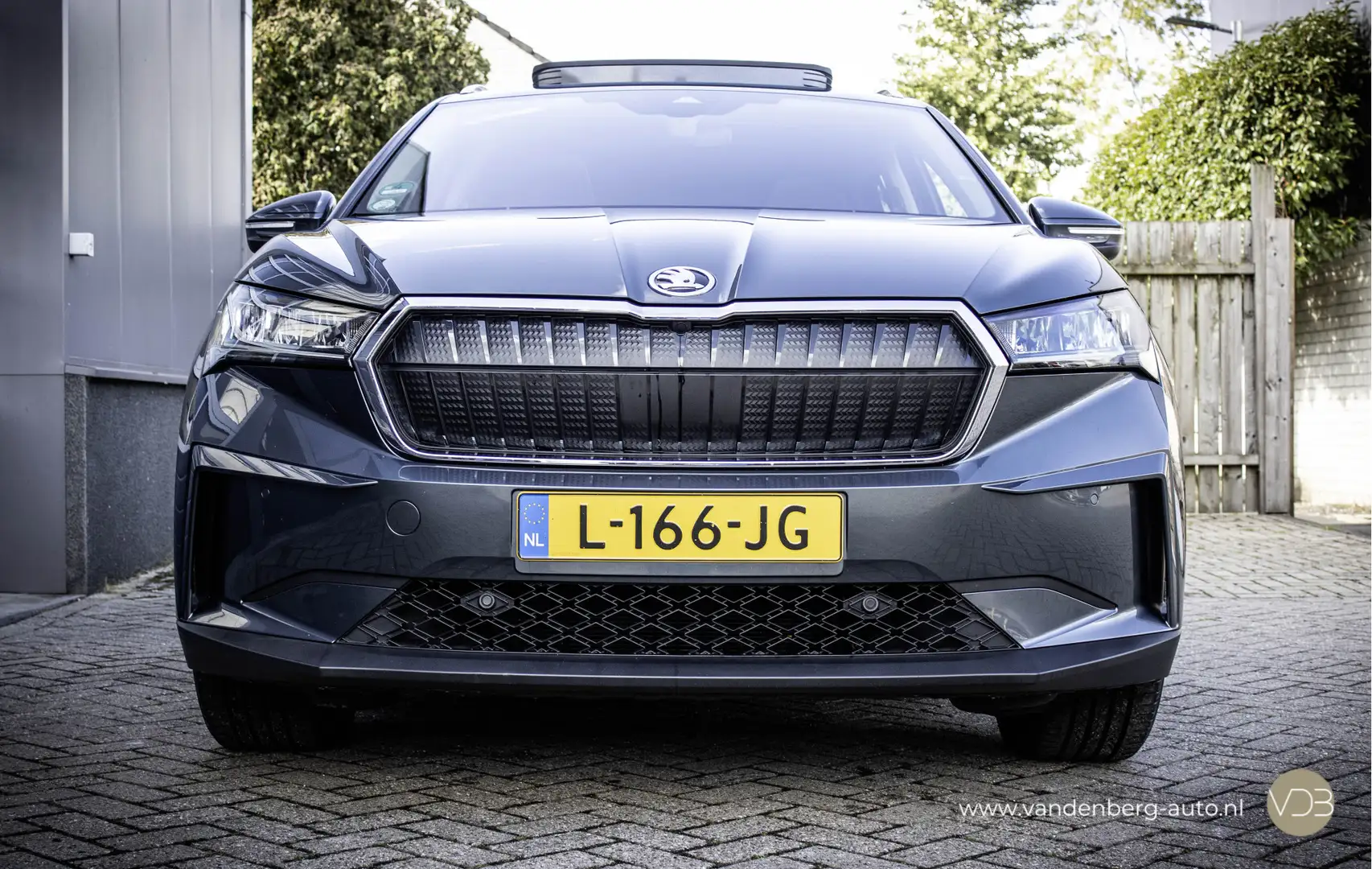 Skoda Enyaq iV 60 Panorama Camera Origineel NL Gris - 2