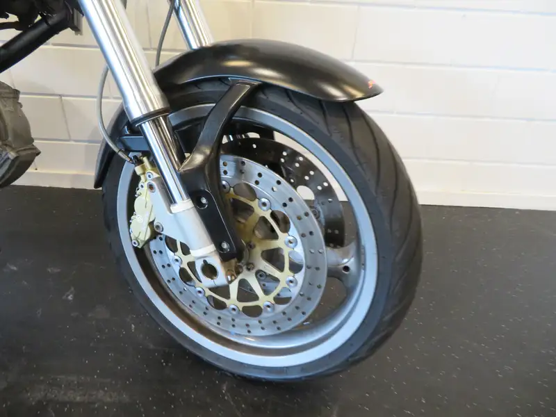 Ducati Monster 620 - foto 7