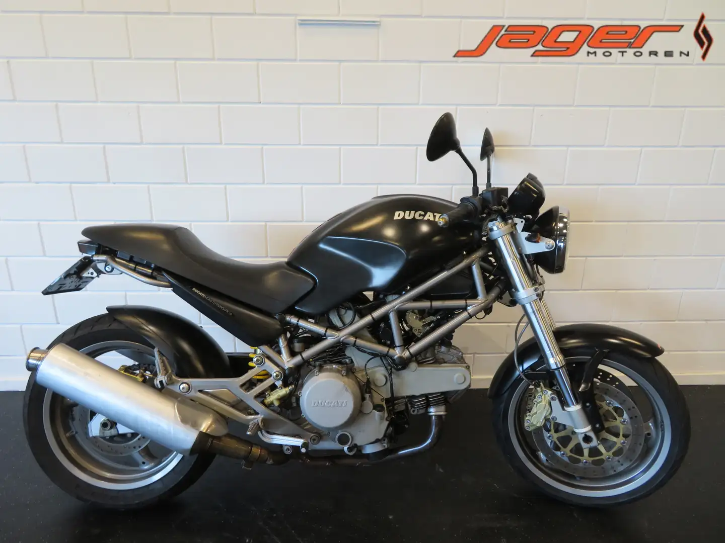 Ducati Monster 620 I.E. DARK EDITION! Zwart - 1
