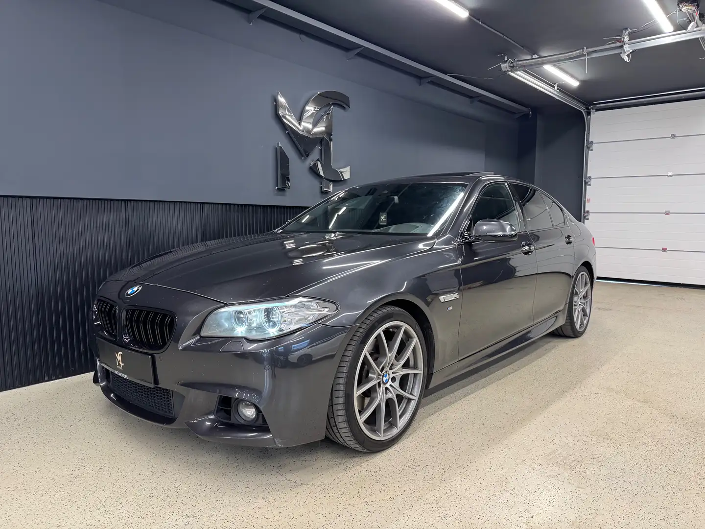 BMW 530 530d F10`M-SPORT`DIGI-TACHO`LEDER`SCHIEBE`NAVI`LED Gris - 2