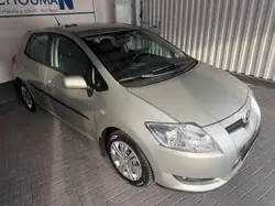 Toyota Auris *SCHECKHEFT*AHK*TEMPOMAT*TÜV NEU