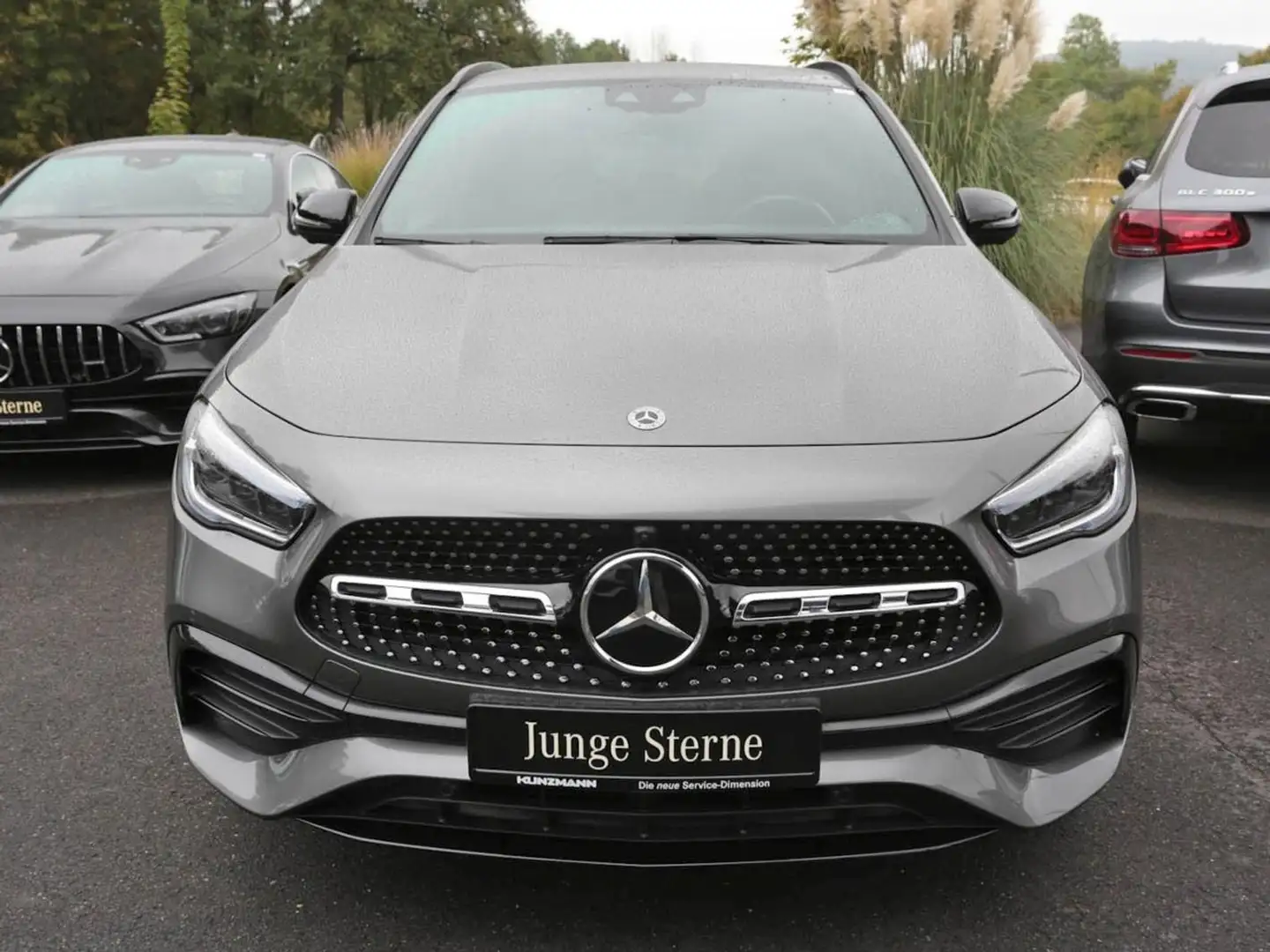 Mercedes-Benz GLA 250 e AMG Night Distronic Memory 360° AHK Grau - 2