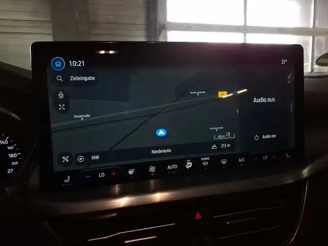 Ford Focus view 13