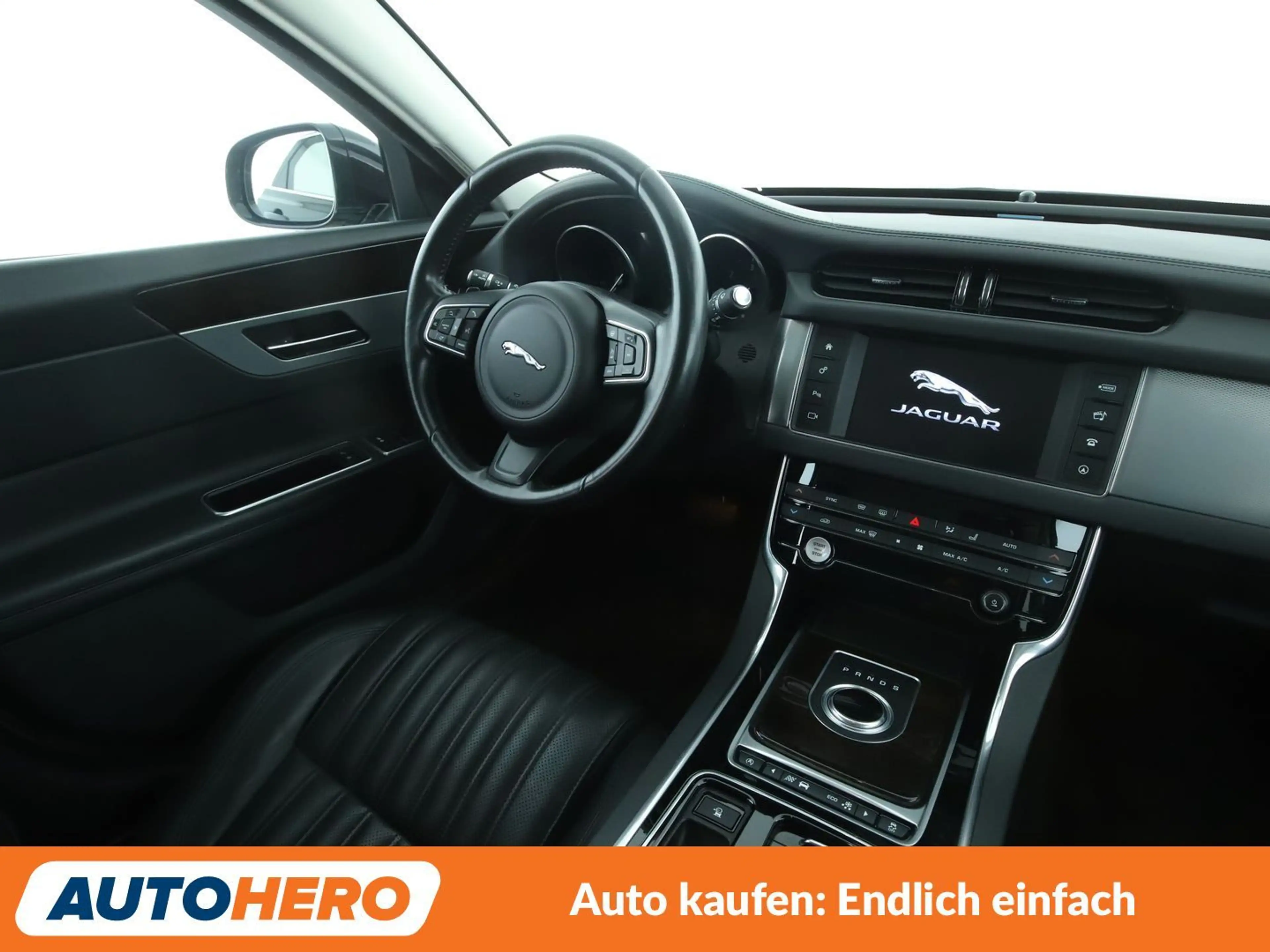 Jaguar XF 30d Portfolio Aut.*NAVI*CAM*SHZ*LHZ*TEMPO*ALU* — photo 13