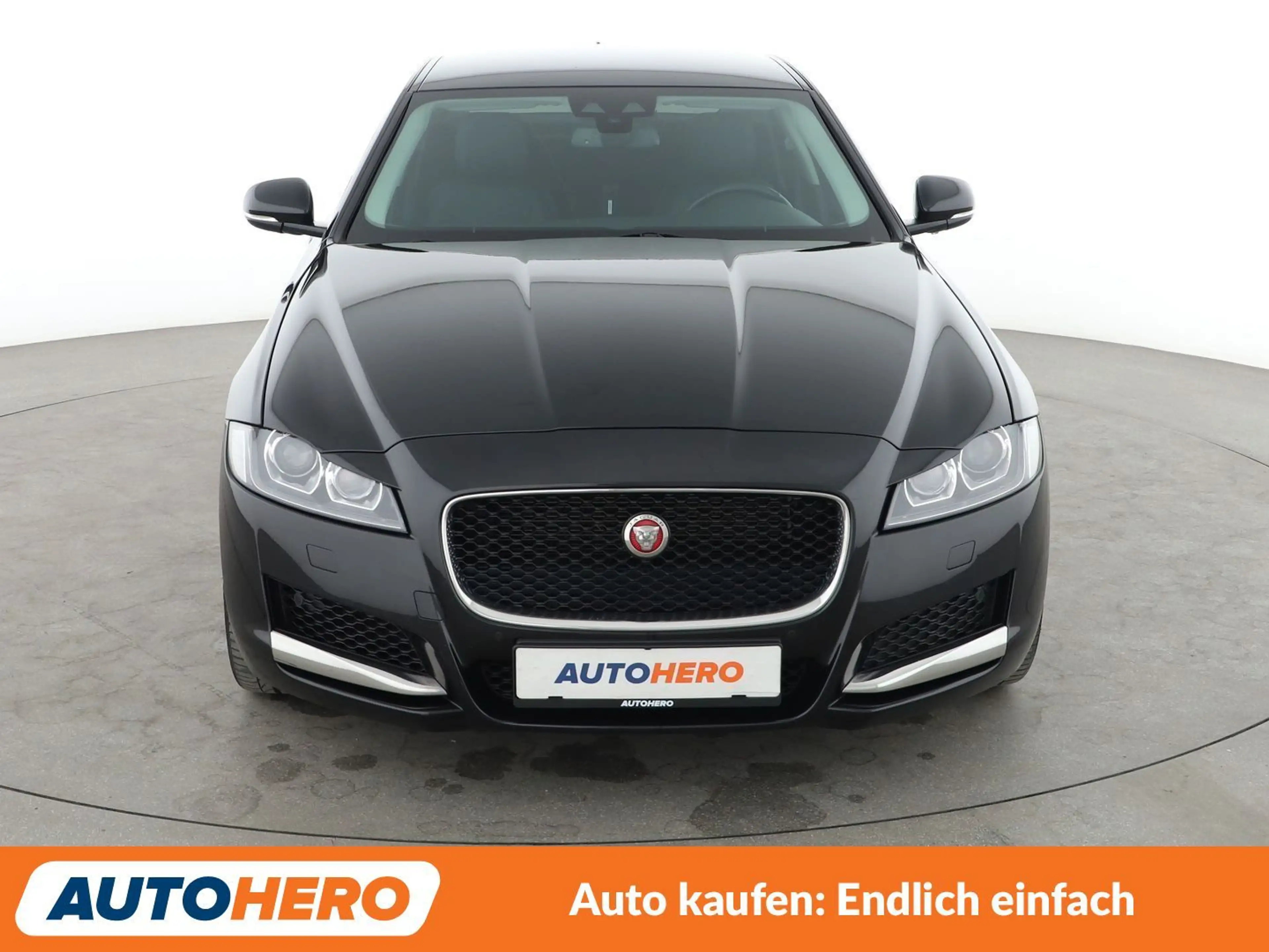 Jaguar XF 30d Portfolio Aut.*NAVI*CAM*SHZ*LHZ*TEMPO*ALU* — photo 9