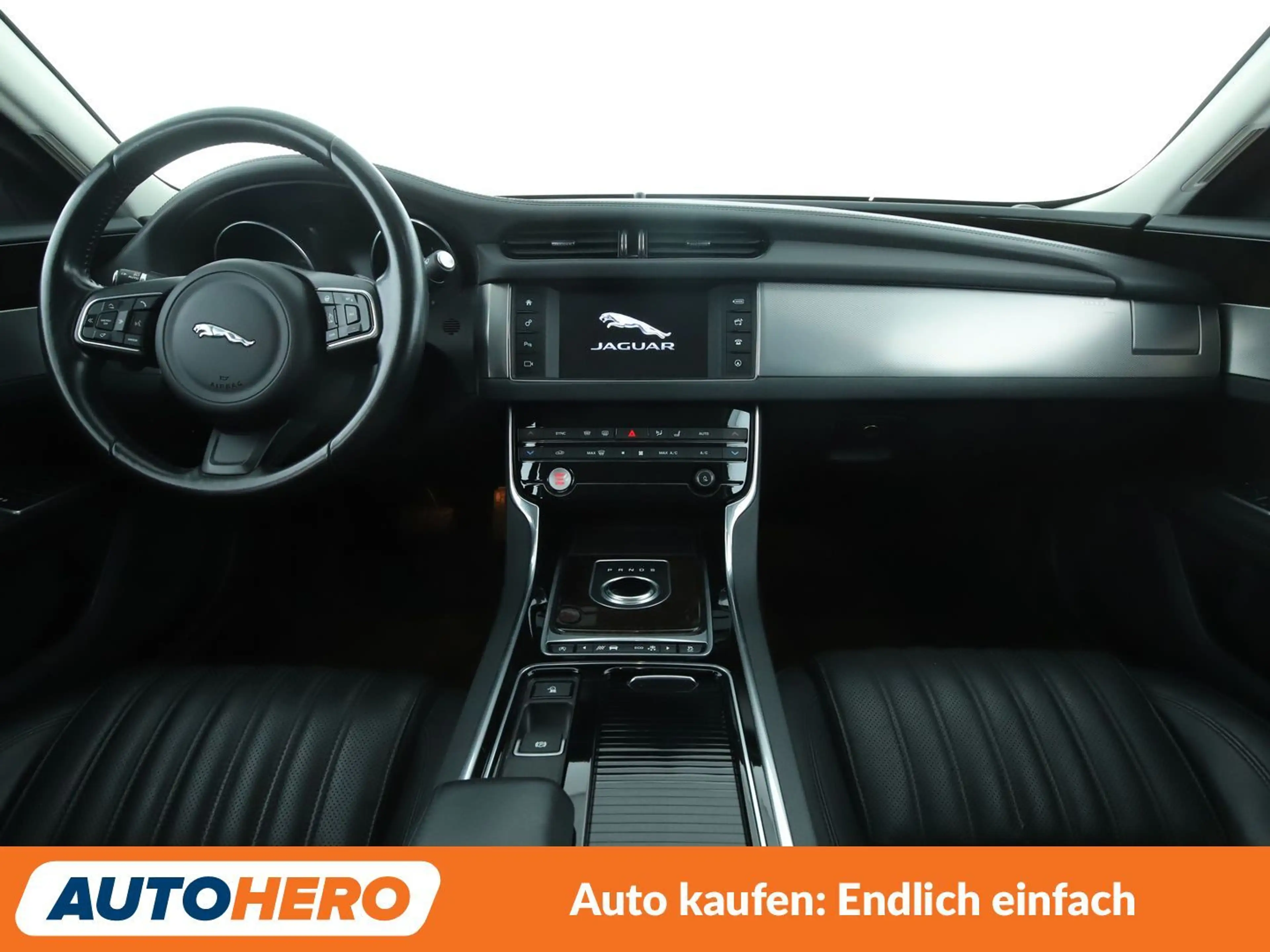 Jaguar XF 30d Portfolio Aut.*NAVI*CAM*SHZ*LHZ*TEMPO*ALU* — photo 12