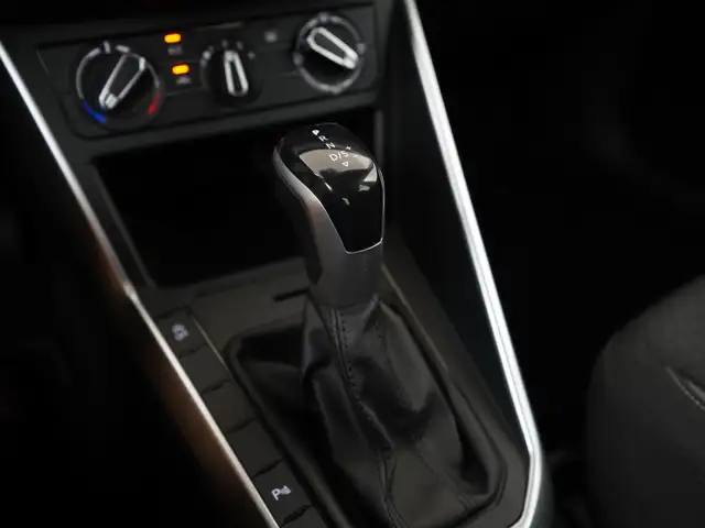 Volkswagen Polo view 10