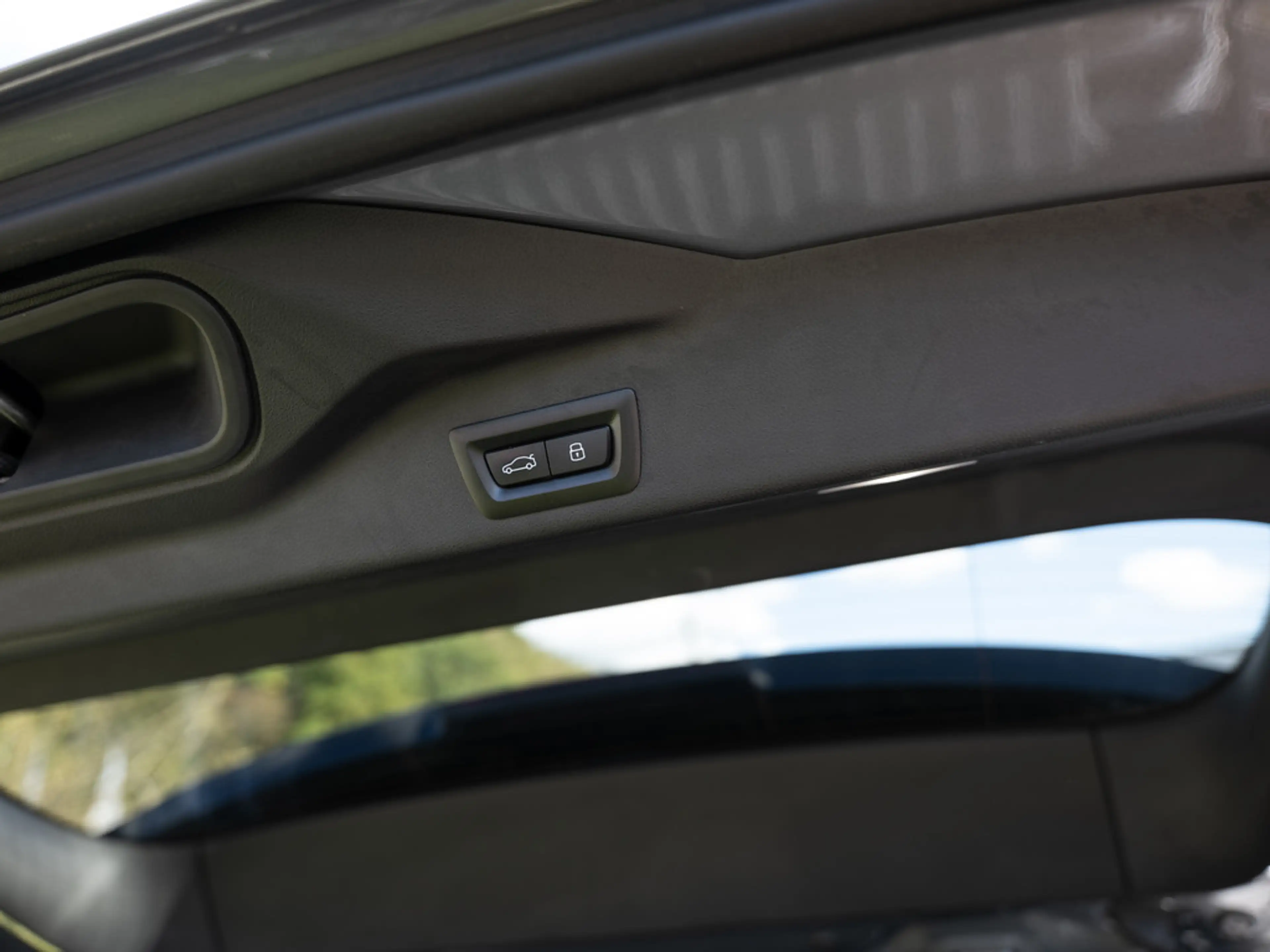 BMW X5 xDrive 60i FACEL. PANO HUD LED SITZBELÜFTUNG — photo 9