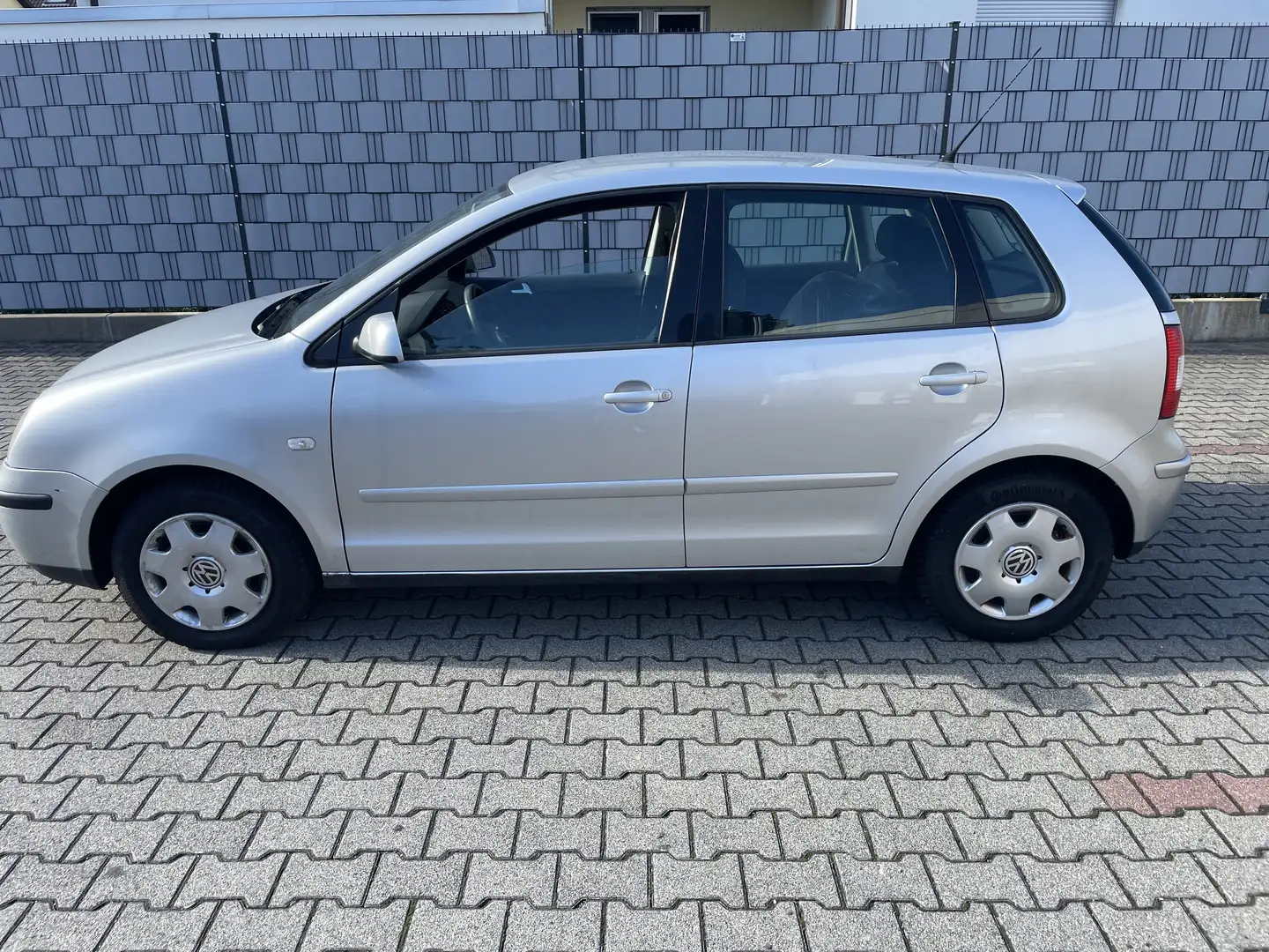 Volkswagen Polo Comfortline Argent - 2