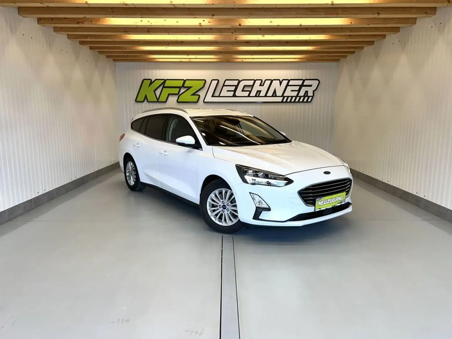 Ford Focus Turnier 1,5 EcoBl. ''Titanium'' LED*NAVI*ACC Beyaz - 1