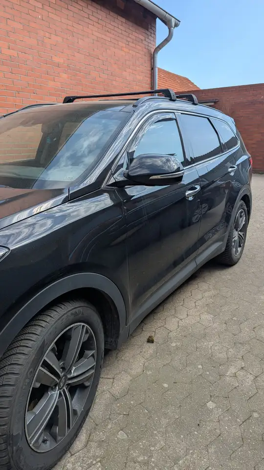 Hyundai Grand Santa Fe