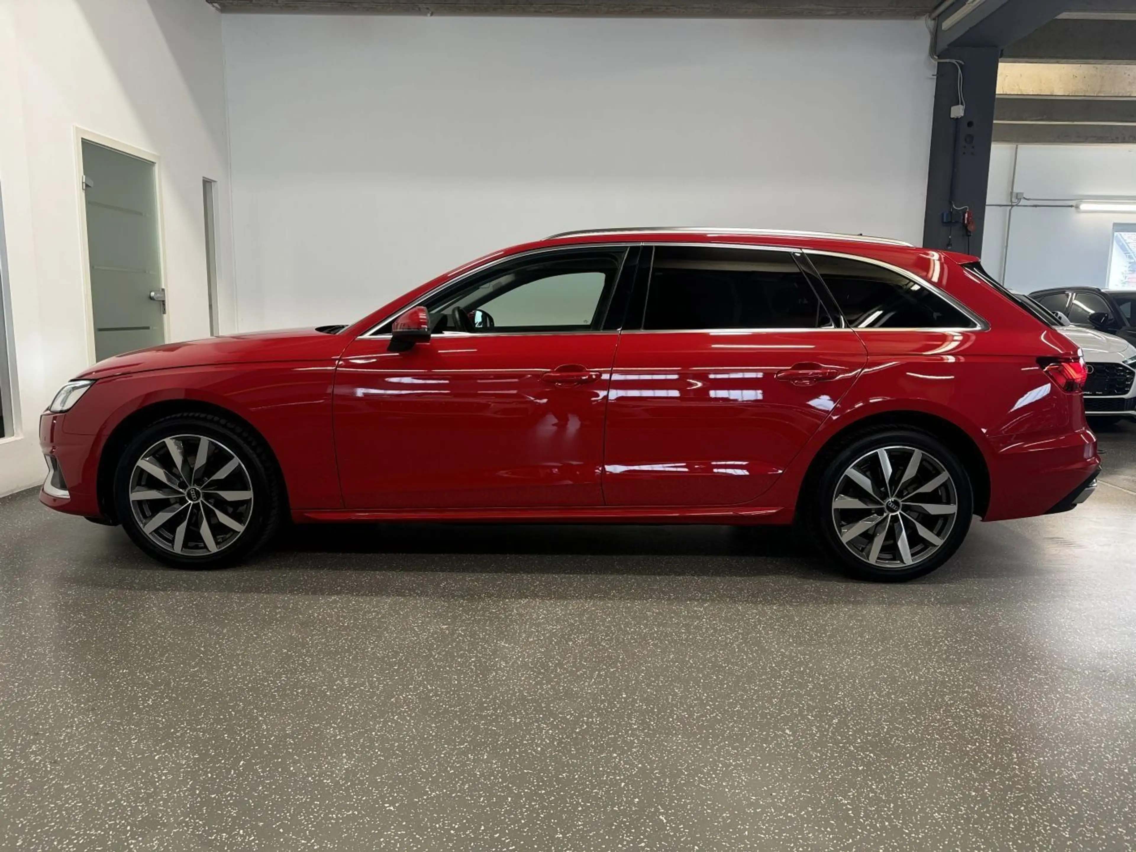 Audi A4 35 2.0 TDI advanced *SPORT*B&O*MATRIX*ACC*LANE*TA — photo 8