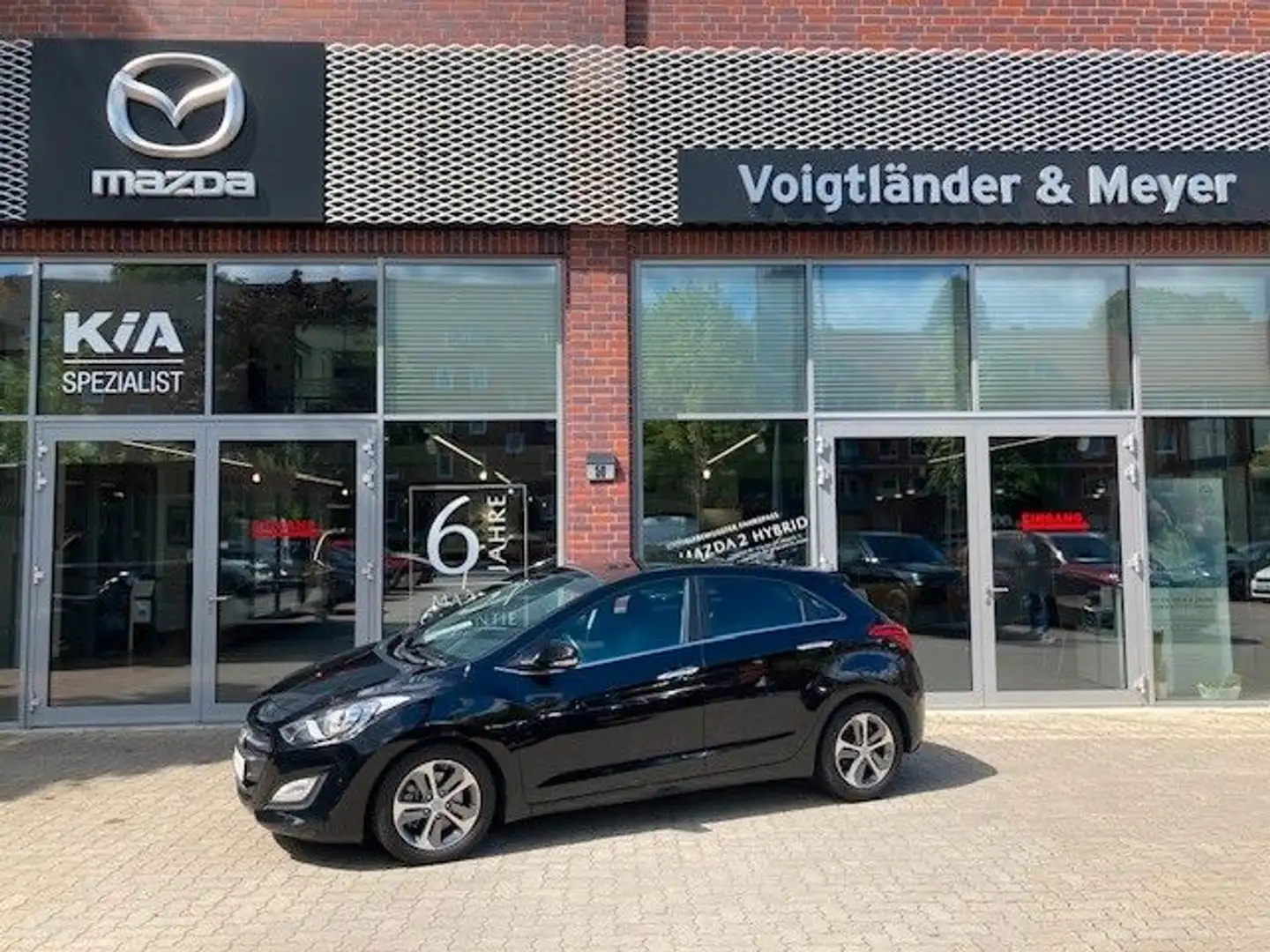 Hyundai i30 YES! Klima Kamera Sitzheizung Navi Ganzjahre Noir - 1